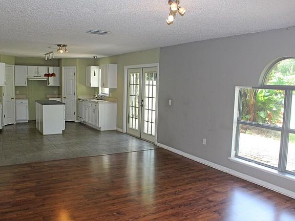 5th image of 91 Beacon Mill Ln