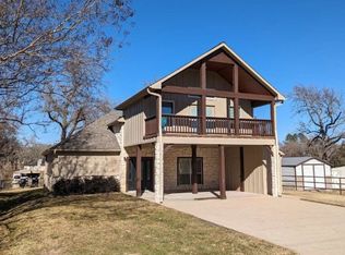 6163 Peninsula Point Dr, Athens, TX 75752