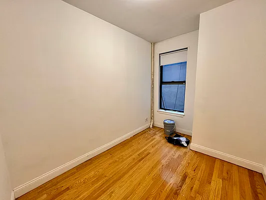 Rented by City Connections Realty | media 20