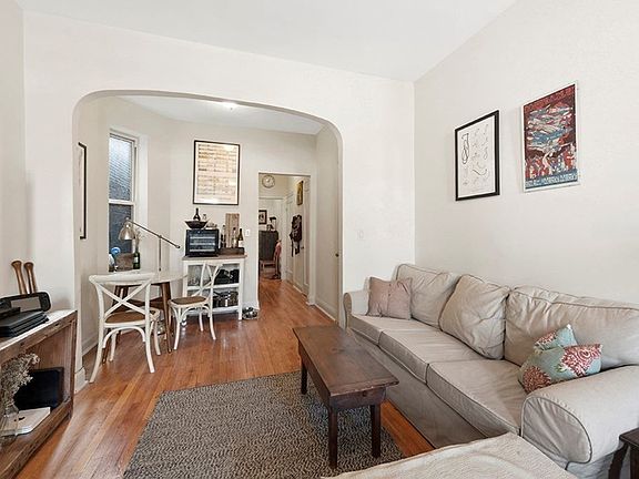 3rd image of 38 Morton St APT 4b