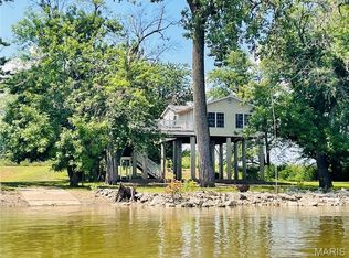 488 Pillsbury Rd, Winfield, MO 63389