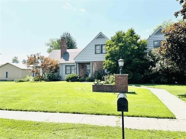 614 N Arch St, Monon, IN 47959