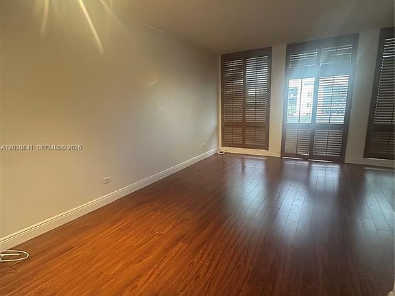 4th image of 700 Biltmore Way APT 408