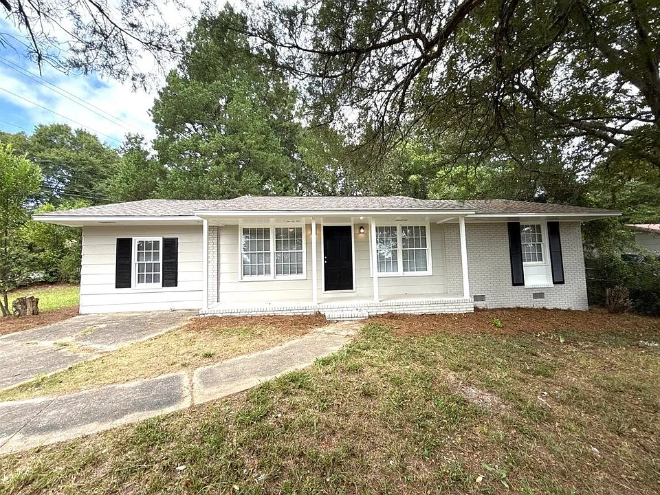 5805 Blueridge Dr