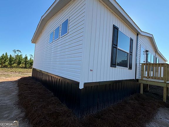3rd image of 2096 Sellers Rd NW