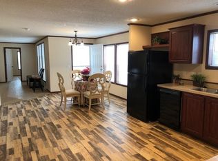 14258 Dunstable Dr, Shelby Township, MI