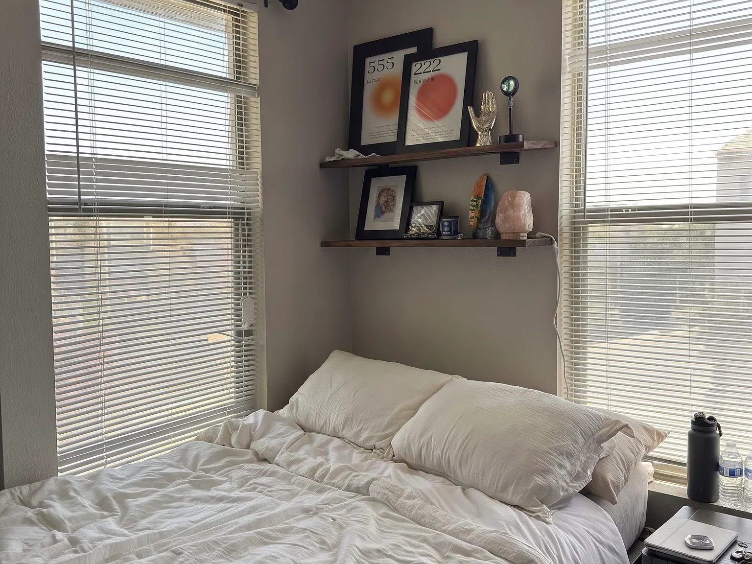 4 bed, 1002 sqft, $999 — Photo 1