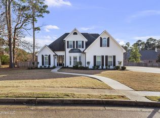 204 Breezy Hill Dr, Madison, MS 39110