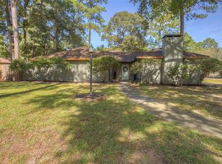 70 Oak Grove Ln, Conroe, TX 77304