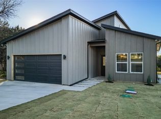 3014 Paluxy Trl, Granbury, TX 76048