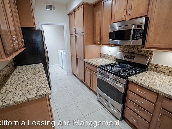 5th image of 23937 Brescia Dr