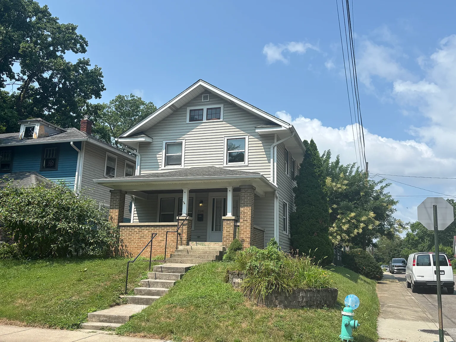 3 bed, 1.5 bath, 1848 sqft, $1,525 — Photo 2