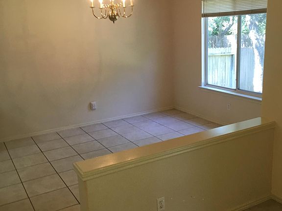 2nd image of 11211 Quail Pass