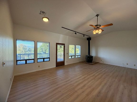 4th image of 4617 San Anselmo Rd