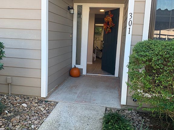 2nd image of 14911 Wunderlich Dr APT 301