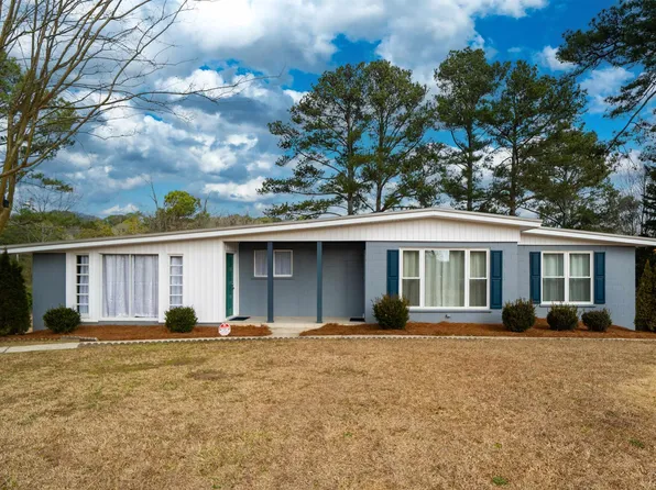 6904 Self Rd, Pinson, AL 35126