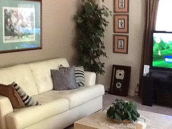 4th image of 707 Highland Dr