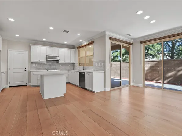 83 Henson, Irvine, CA 92620