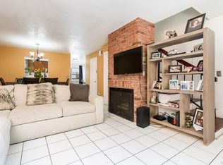 9051 Cedros Ave APT 7, Panorama City, CA 91402