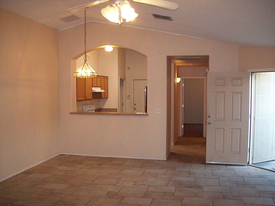 2nd image of 8161 E Snakeroot Dr