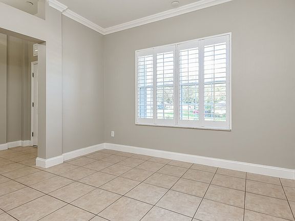 4th image of 1030 Trailside Ct