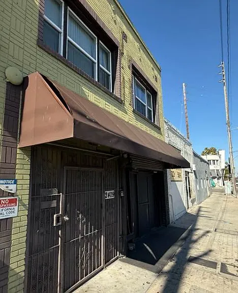 2409 W 54th St — Photo 1