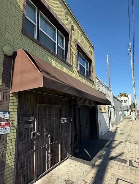 1st image of 2409 W 54th St