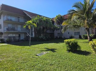 Lauderdale Oaks Condo, Lauderdale Lakes, FL 33313
