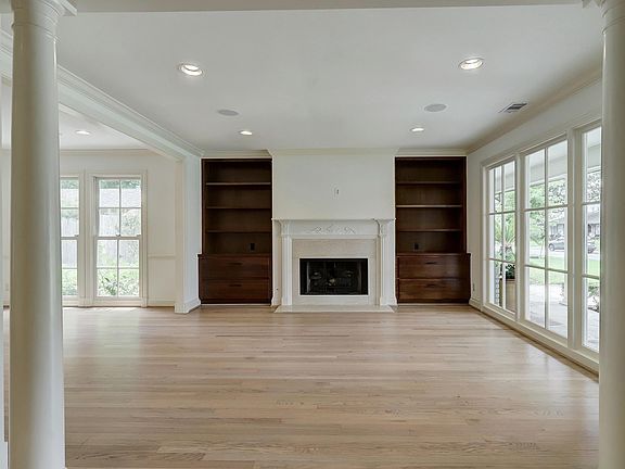 4th image of 5643 Olympia Dr