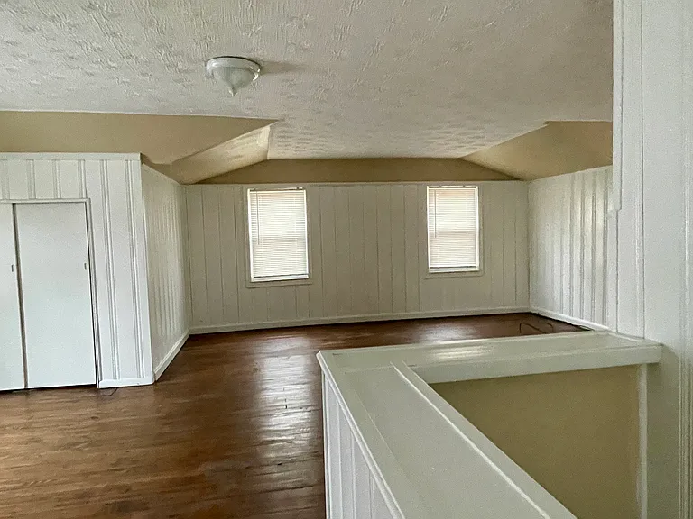5333 Hollywood Ave — Photo 6