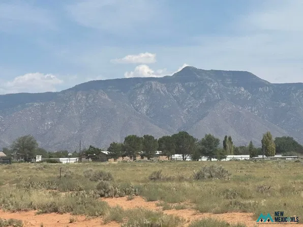 11 Roadrunner Rd, Tijeras, NM 87059