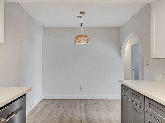 5th image of 5241 Janfred Ct Unit 26