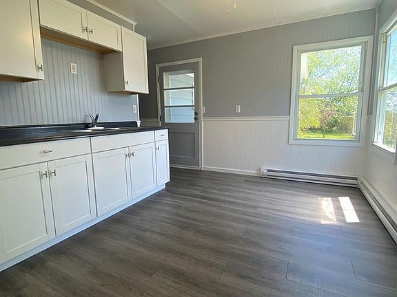 4th image of 1883 Willett Dr