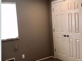 1504 SW Sunset Ave, Blue Springs, MO 64015