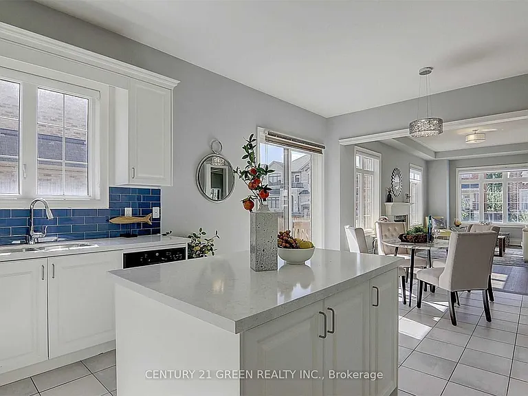 3276 Meadow Marsh Cres — Photo 14
