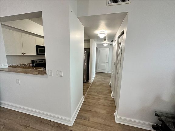 4th image of 117 NW 42nd Ave APT 1610