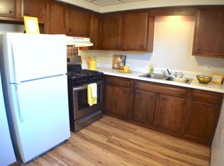 500 Dencary Ln APT K, Endicott, NY 13760