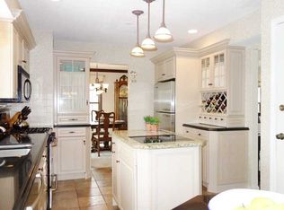 125 Roxbury Ln, Noblesville, IN 46062