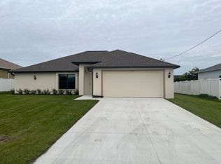 2201 SW 19th Pl, Cape Coral, FL 33991