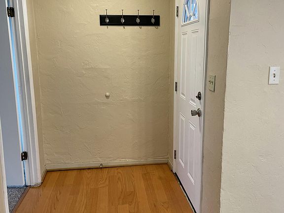 Front Entry - Front bedroom door off the entry