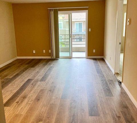 4th image of 7405 Charmant Dr Unit 2004