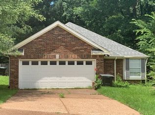 5484 Pine Oak Ln, Bartlett, TN 38135