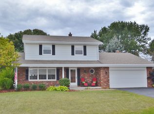 5021 Mary Drew Dr, Racine, WI 53402