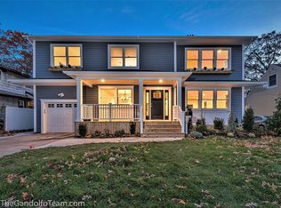 15 Giannelli Ave, Merrick, NY 11566