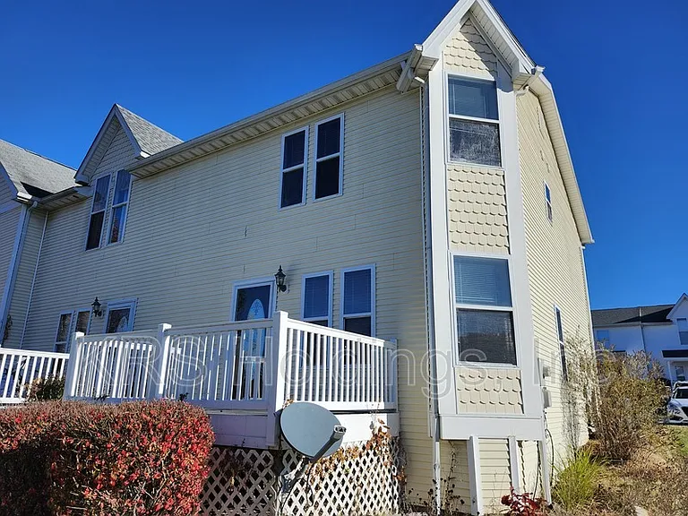 1210 Victorian Village Dr — Photo 19