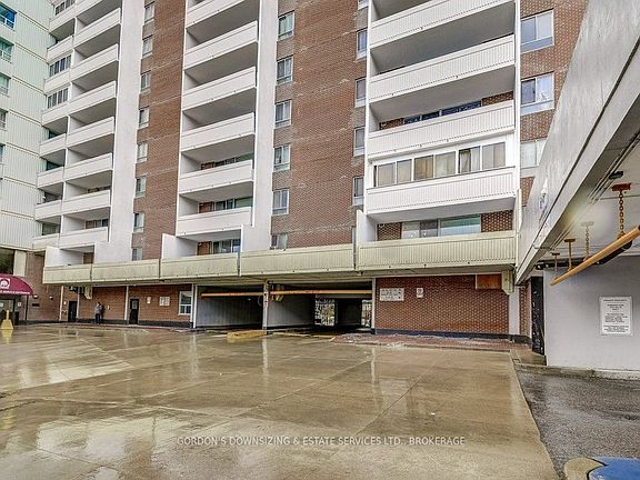 2nd image of 6 Crescent Town Rd #301