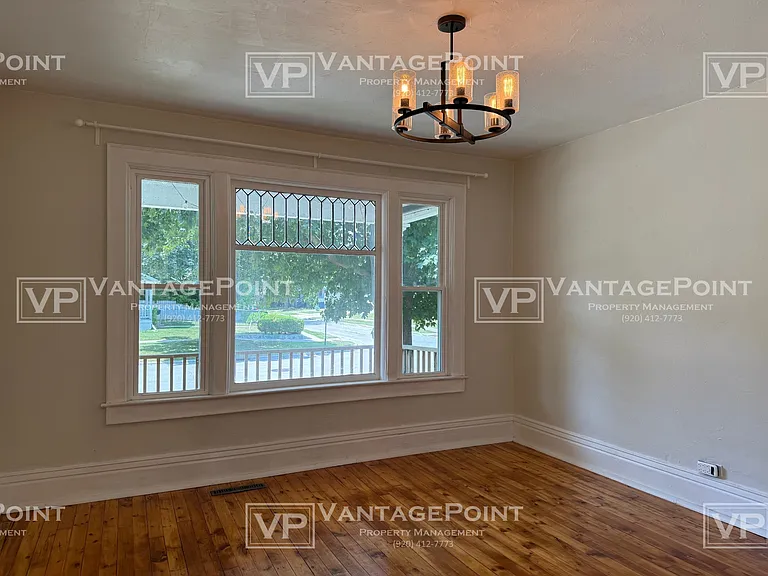 117 S Oakland Ave — Photo 9