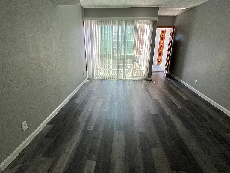 6945 Hinds Ave #7 — Photo 4