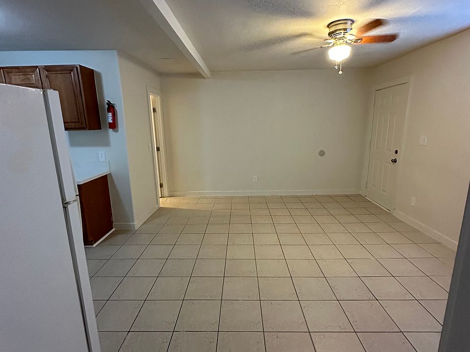 1st image of 82339 Valencia Ave APT 4