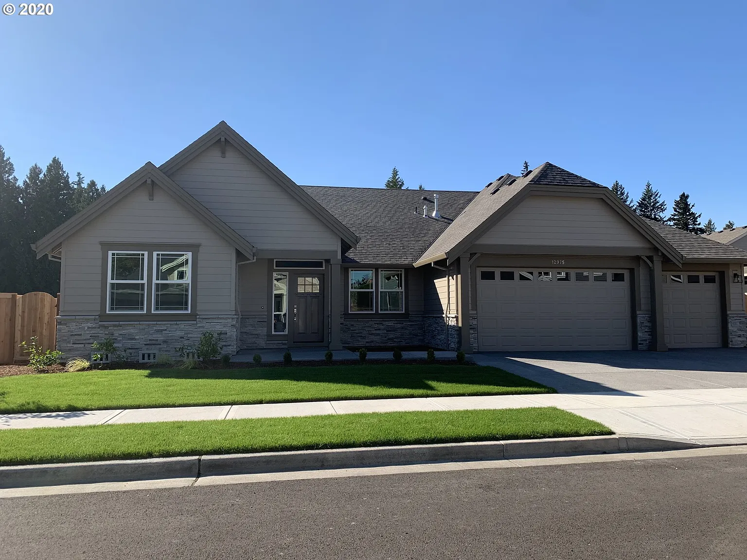 12975 SE Sprout Ln photo 1